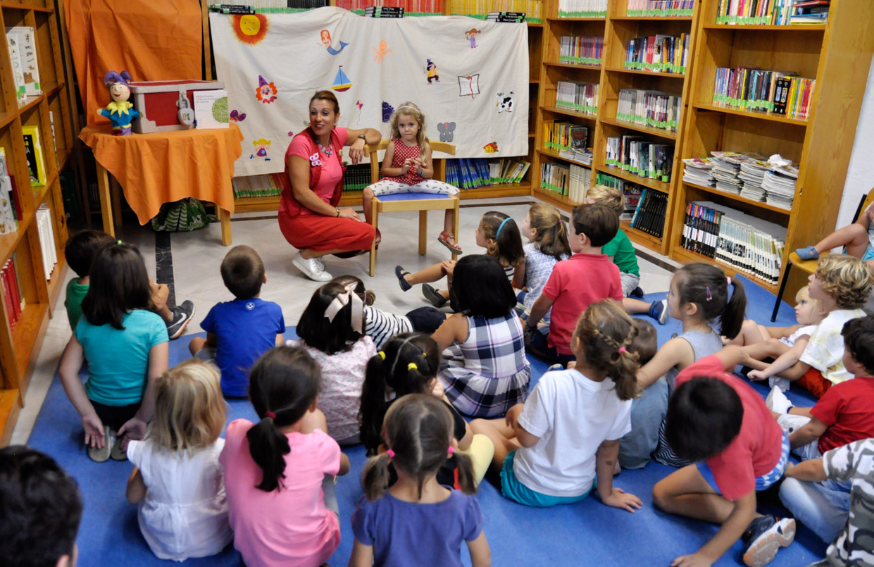 Día del cuento: «Las tres maletas» en la biblioteca Claudio Rodríguez - diariodesanse.com